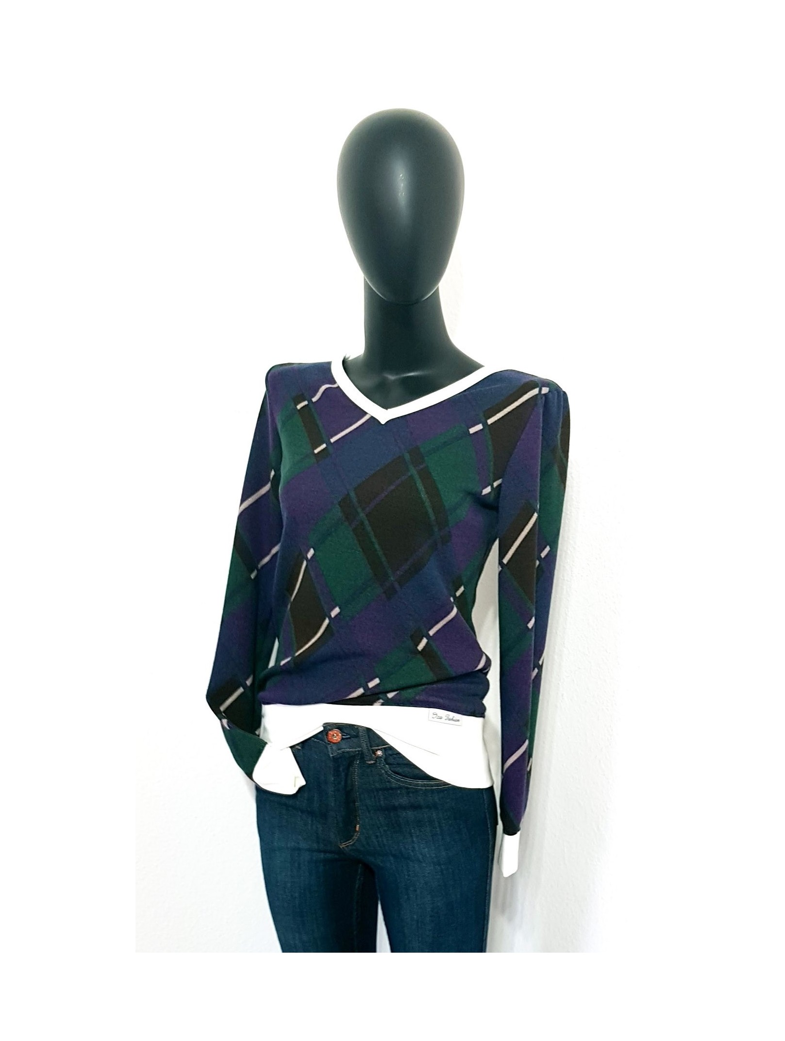 Iza Fabian , Multicolor , Designer Pullover aus feinen Strick.w02a. Iza Fabian , Multicolor , Designer Pullover aus feinen Strick.w02a.