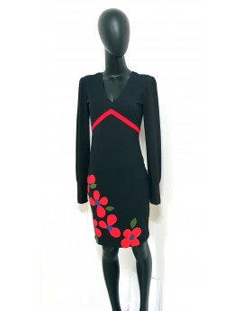 Iza Fabian, Elegante Kleid mit Roten Blumen, A1