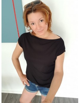 Iza Fabian Shirt - BLACK 1 - damen oberteil t-shirt mode schwarz black uni designer elegant