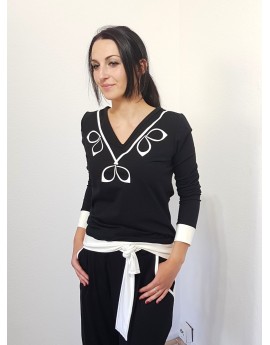 Iza Fabian, Damen Longsleeve, schwarz, weiss, blumen, designer pullover,